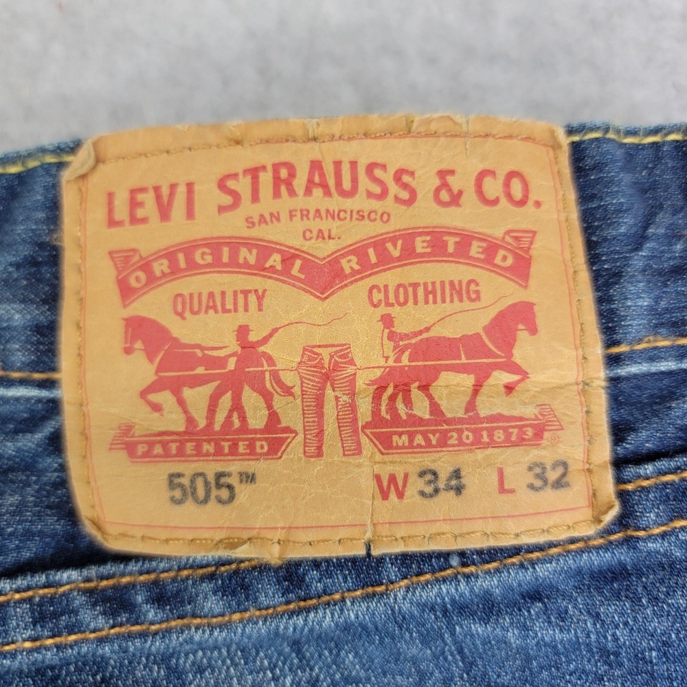 Levis 505 Jeans Mens 34x32 Blue Regular Straight Medium Wash Distressed Denim - Picture 8 of 16
